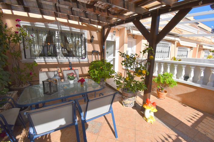 Image No.3-2 Bed Townhouse for sale