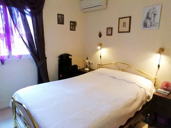 Image No.9-2 Bed Townhouse for sale