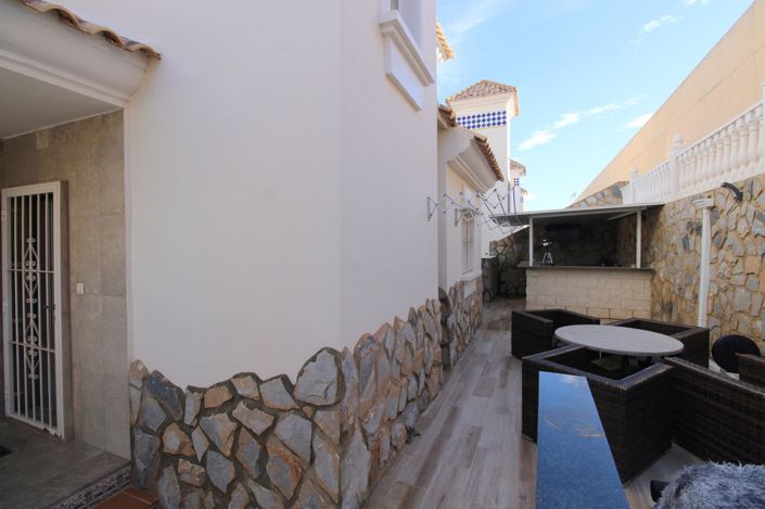 Image No.10-Villa de 3 chambres à vendre à Villamartin