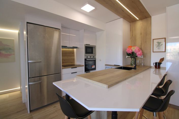 Image No.12-3 Bed Apartment for sale