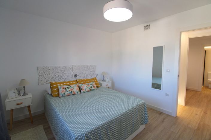 Image No.21-3 Bed Apartment for sale