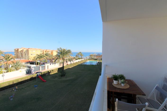 Image No.23-3 Bed Apartment for sale