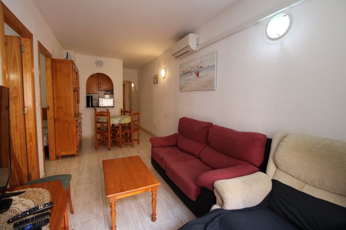 Image No.2-Appartement de 2 chambres à vendre à Torrevieja