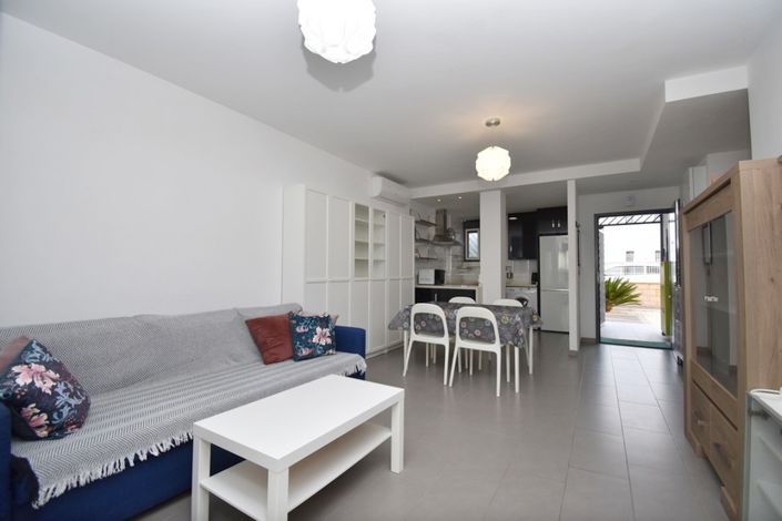Image No.8-Propriété de 2 chambres à vendre
