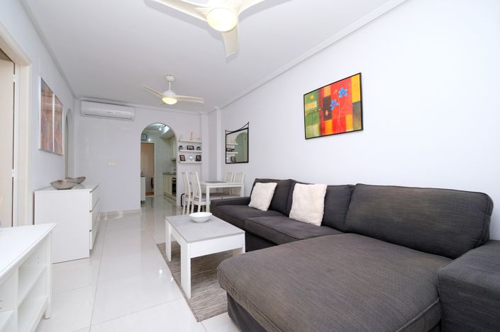 Image No.3-2 Bed Property for sale