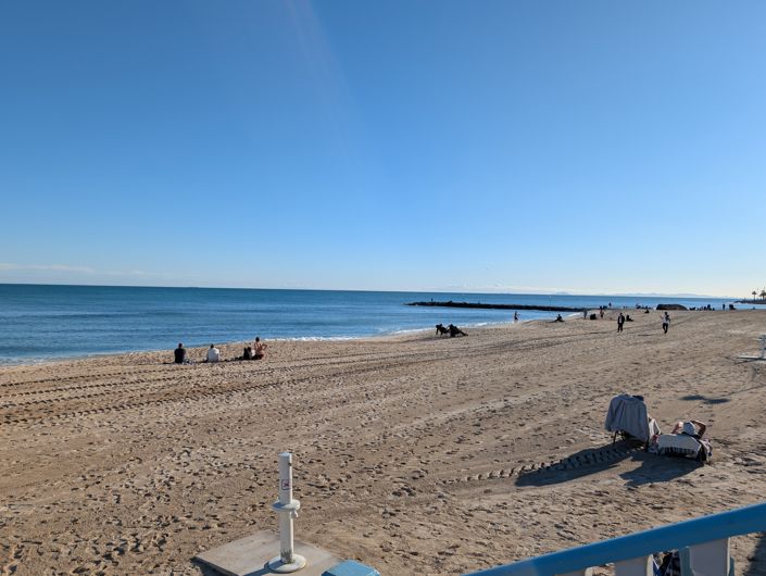 Image No.20-2 Bed Property for sale