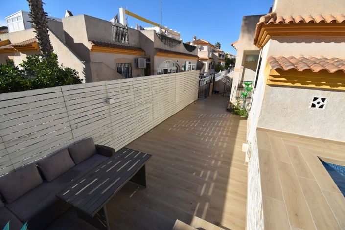 Image No.22-3 Bed Townhouse for sale