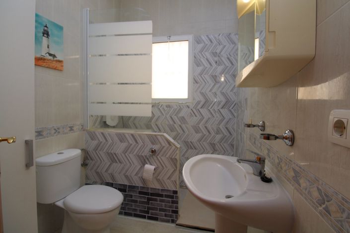 Image No.12-2 Bed Villa for sale