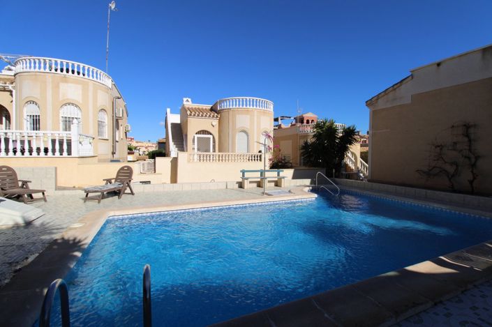 Image No.14-2 Bed Villa for sale