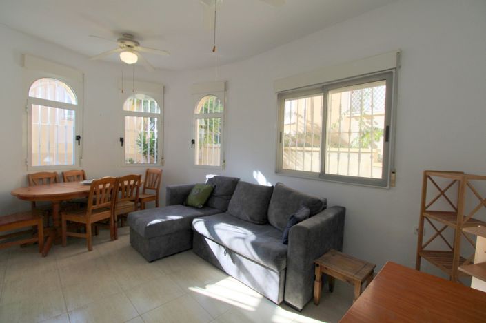 Image No.4-2 Bed Villa for sale