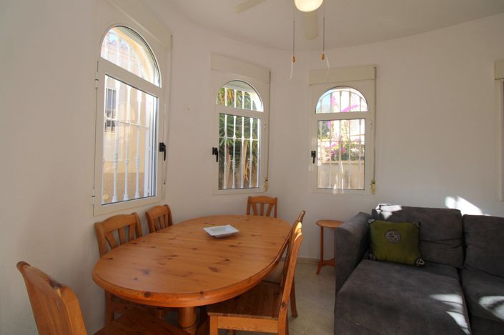 Image No.6-2 Bed Villa for sale