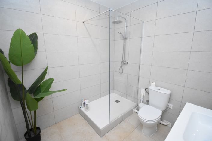 Image No.21-5 Bed Villa for sale