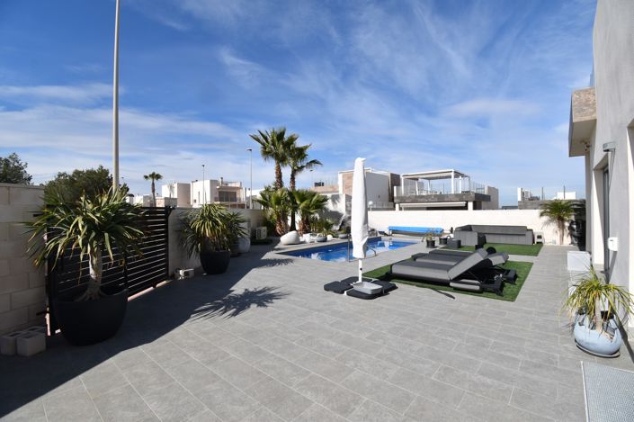 Image No.23-5 Bed Villa for sale