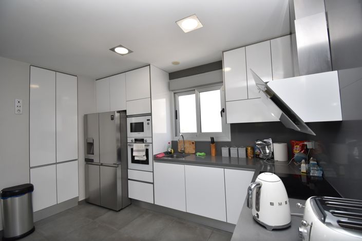 Image No.4-5 Bed Villa for sale