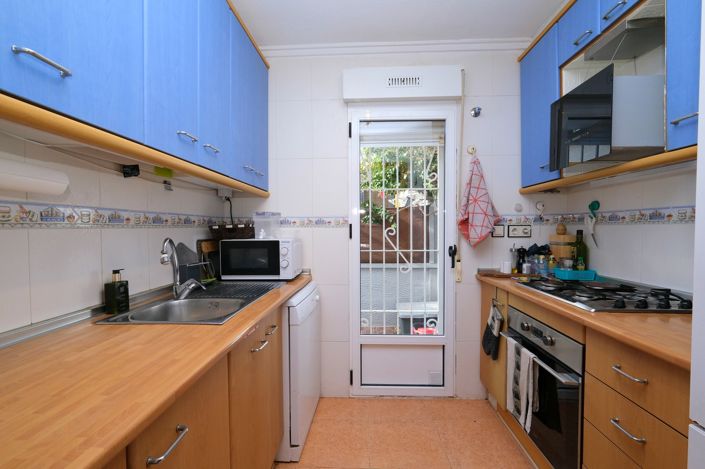 Image No.10-3 Bed Townhouse for sale