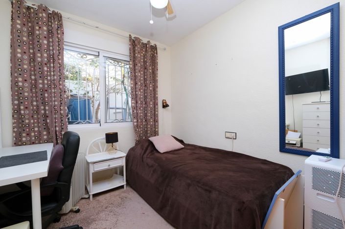 Image No.11-3 Bed Townhouse for sale