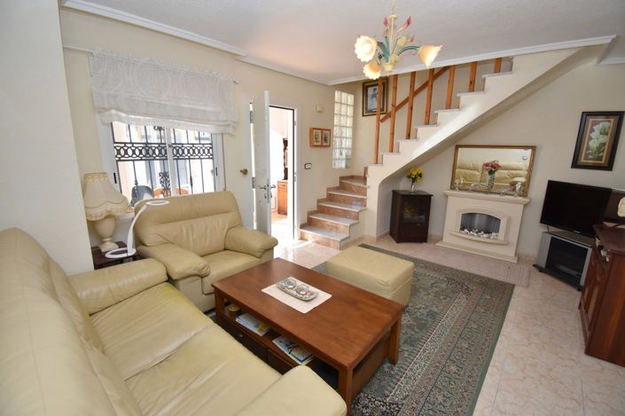 Image No.3-3 Bed Townhouse for sale