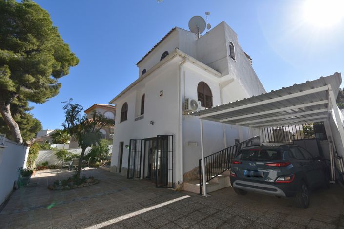 Image No.29-Villa de 4 chambres à vendre à La Zenia