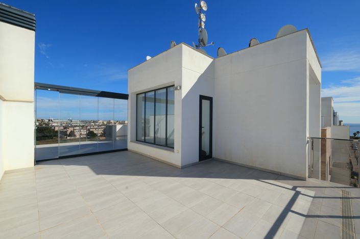 Image No.22-2 Bed Property for sale