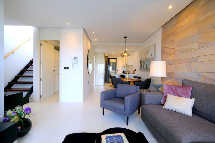 Image No.4-2 Bed Property for sale