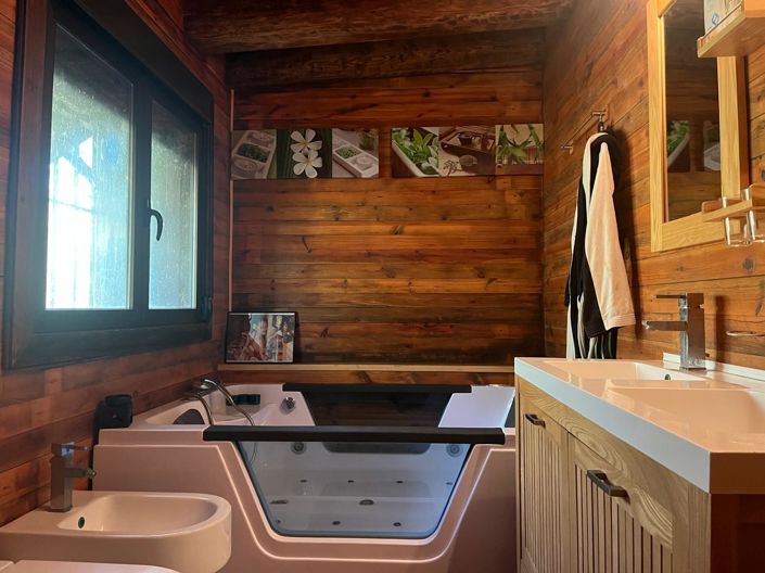 Image No.12-3 Bed Villa for sale