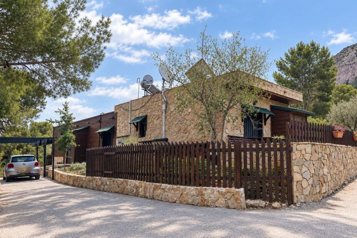 Image No.19-3 Bed Villa for sale