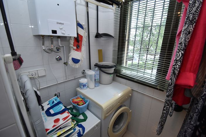 Image No.18-2 Bed Property for sale