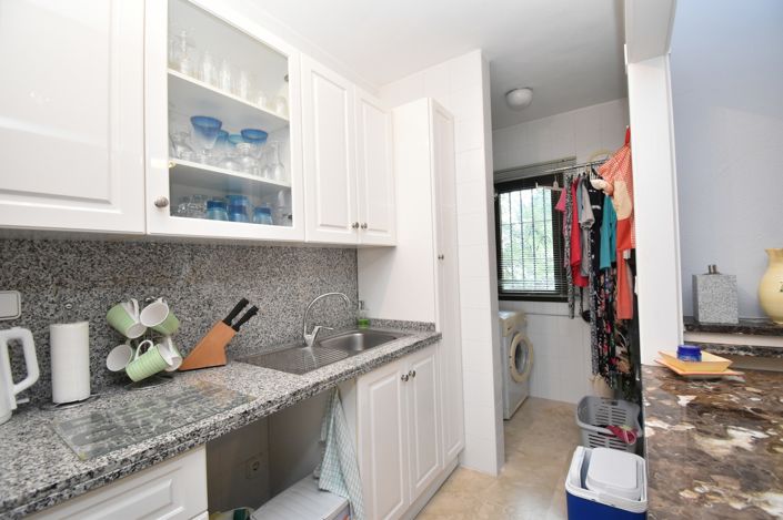 Image No.9-2 Bed Property for sale