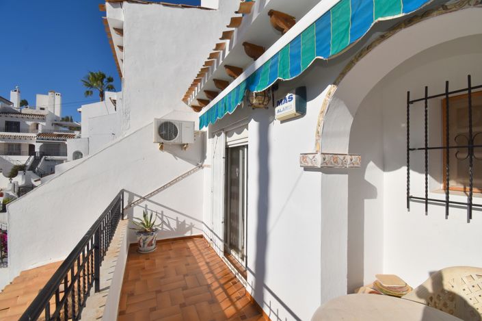 Image No.16-2 Bed Townhouse for sale