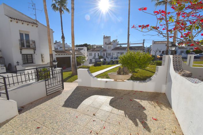 Image No.31-2 Bed Townhouse for sale