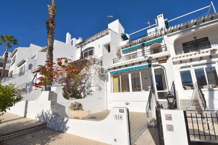 Image No.32-2 Bed Townhouse for sale