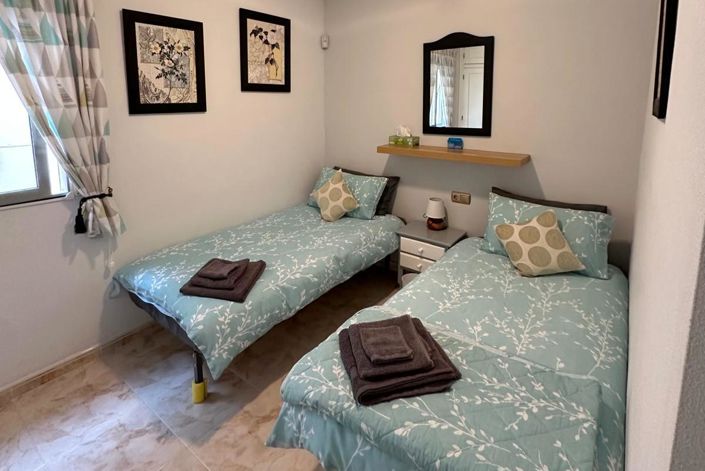 Image No.11-2 Bed Property for sale