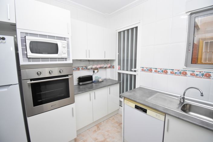 Image No.6-2 Bed Property for sale