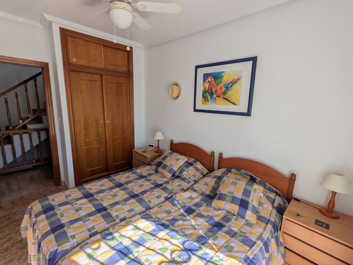 Image No.13-2 Bed Townhouse for sale