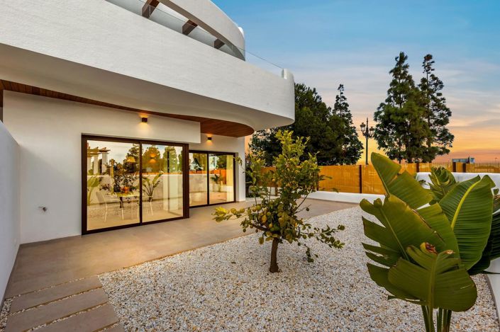 Image No.15-3 Bed Apartment for sale