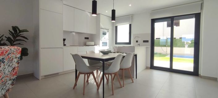 Image No.7-3 Bed Villa for sale