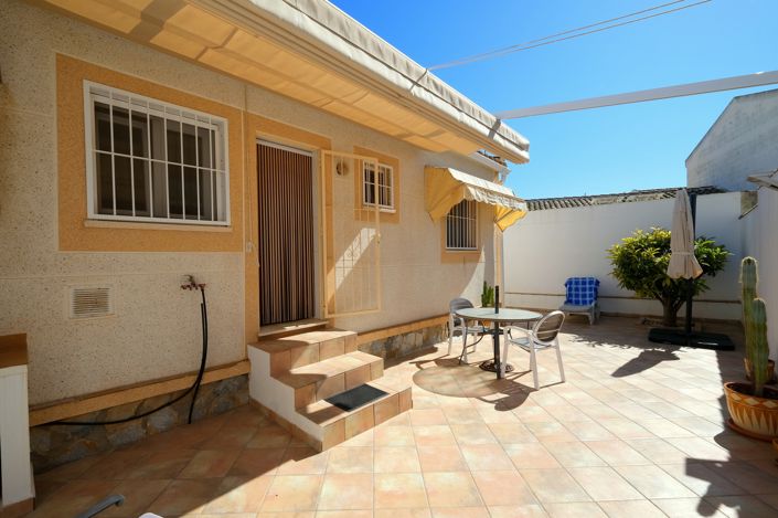 Image No.14-2 Bed Townhouse for sale