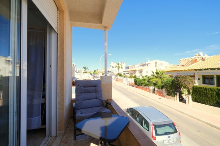 Image No.22-2 Bed Townhouse for sale