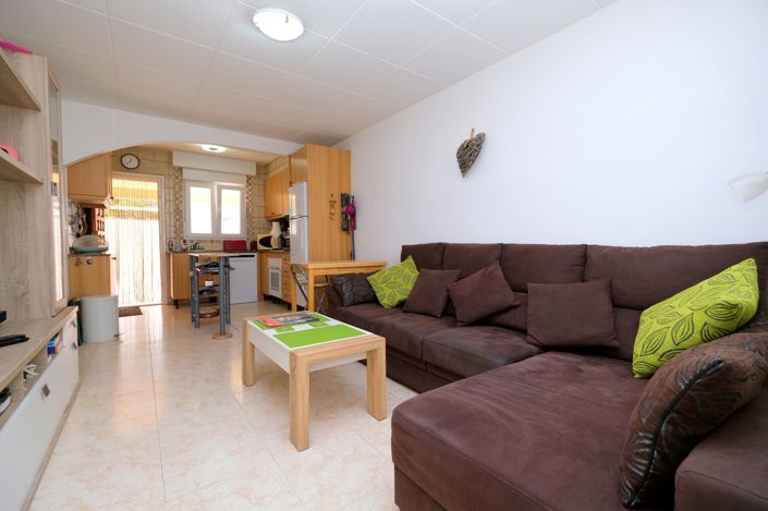 Image No.4-2 Bed Townhouse for sale