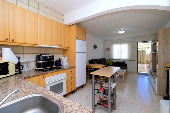 Image No.8-2 Bed Townhouse for sale