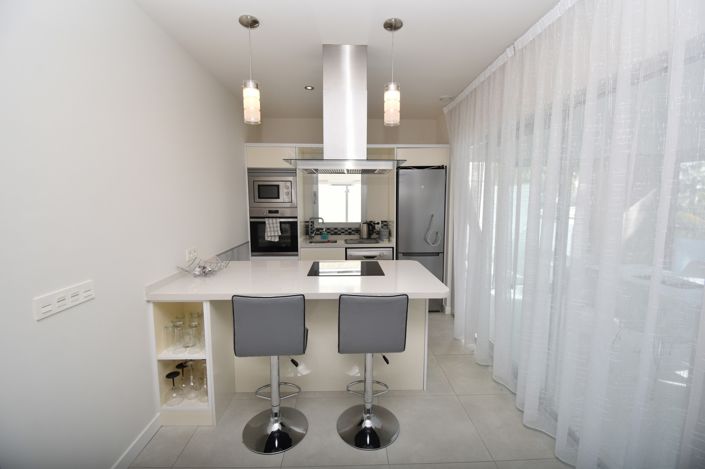 Image No.4-2 Bed Property for sale