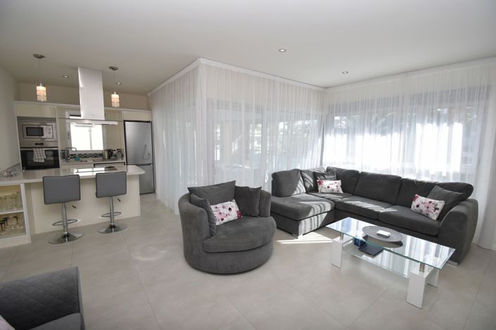 Image No.7-2 Bed Property for sale