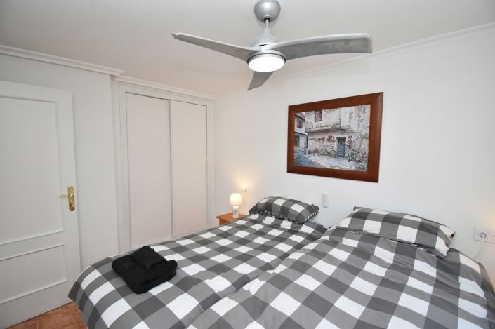 Image No.10-3 Bed Townhouse for sale