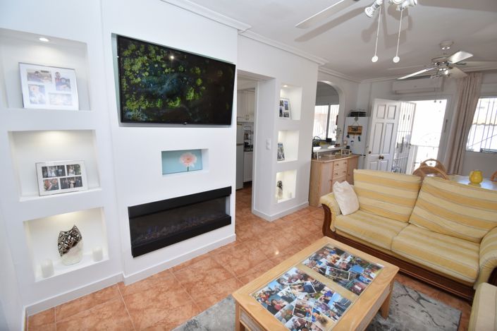 Image No.8-3 Bed Townhouse for sale