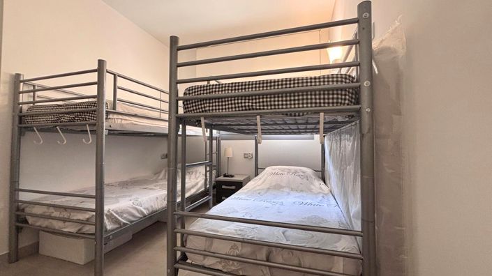 Image No.9-2 Bed Property for sale