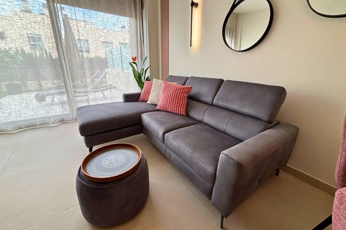 Image No.5-2 Bed Property for sale