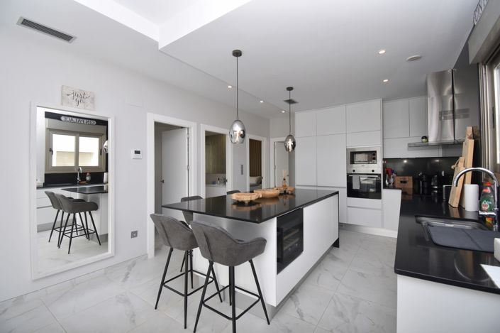 Image No.3-Villa de 3 chambres à vendre à Villamartin