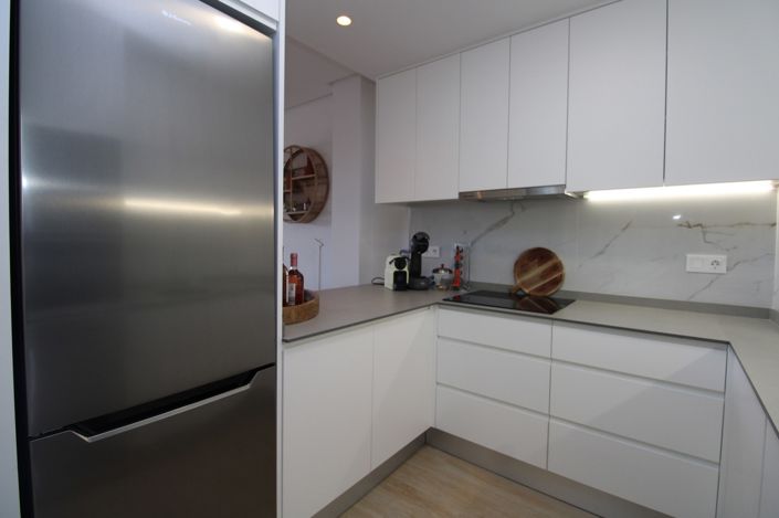 Image No.16-2 Bed Property for sale