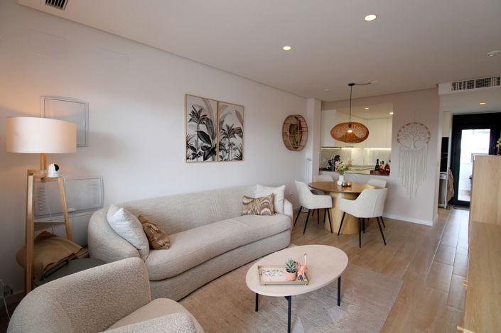 Image No.3-2 Bed Property for sale