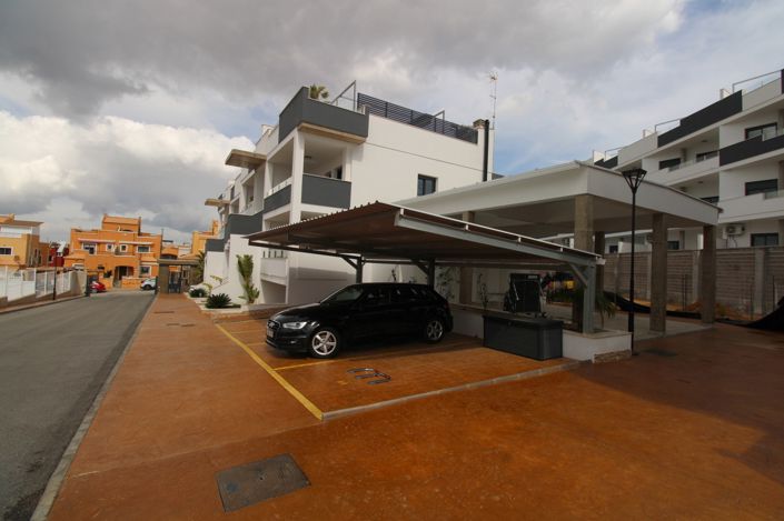 Image No.30-2 Bed Property for sale